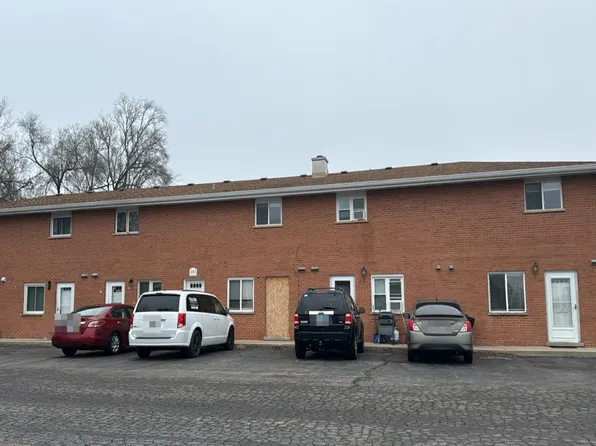 1227 Town Crest Dr #C, New Lenox, IL 60451