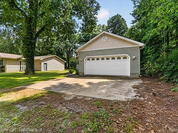 2nd image of 11430 Rutan Cir