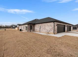 8808 Bainbridge Ct UNIT B, Fort Smith, AR 72916