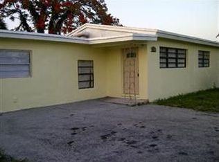 3861 NW 4th St, Fort Lauderdale, FL 33311