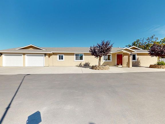 2nd image of 6237 Yosemite Blvd