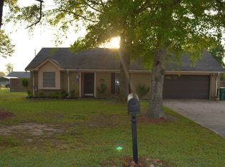 6523 Meadow Ridge Ln, Lake Charles, LA 70605