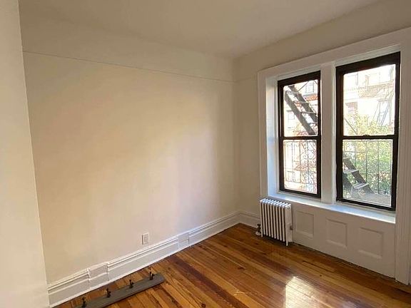3rd image of 308 E 78th St #12B