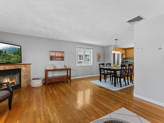 4th image of 174 Adams St APT 6