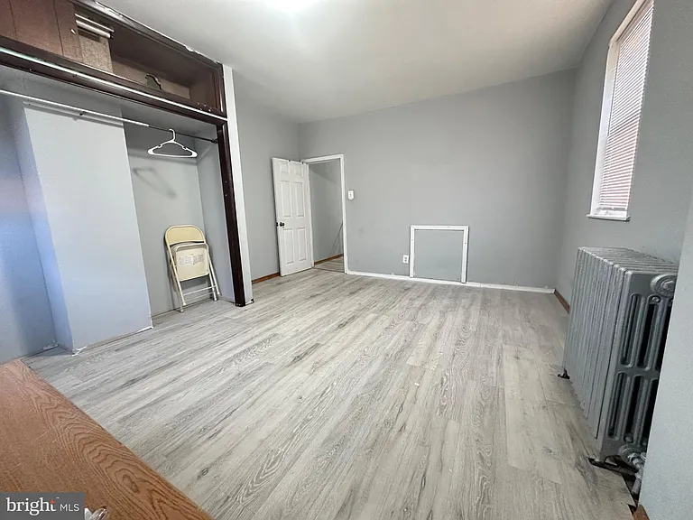 526 W Porter St — Photo 15