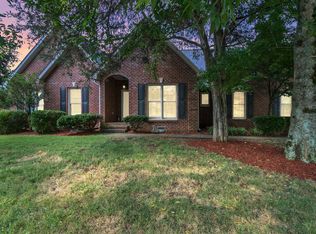 2206 Garrison Cv, Murfreesboro, TN 37130