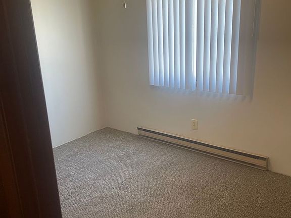 3rd image of 411 W 1st St APT 211