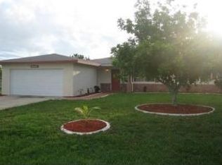 417 NE 14th Pl, Cape Coral, FL 33909