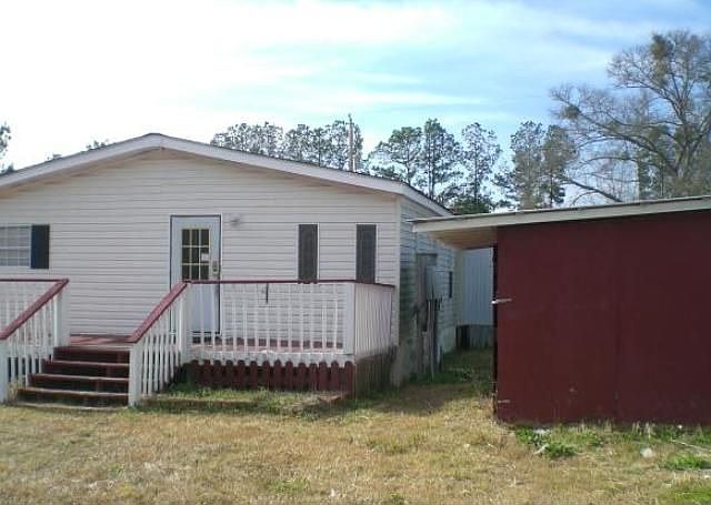 2nd image of 49 Fox Field Rd