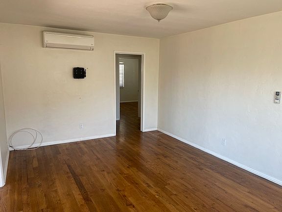 4th image of 4546 Westview Dr
