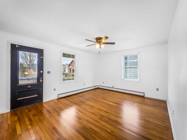 31 Loveland St Unit 1, Middletown, CT 06457