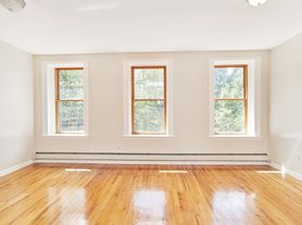 35 W 130th St, New York, NY