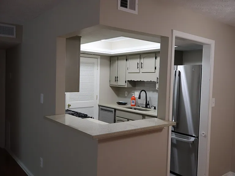 4207 Canyon Point Cir — Photo 17
