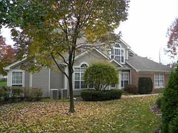 1st image of 30W013 Mayfair Ct