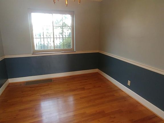 2nd image of 1147 Cooper Dr