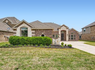 1402 Bonanza Ln, Corinth, TX 76208