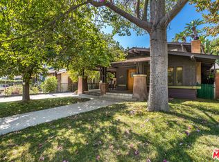 2003 Canyon Dr, Los Angeles, CA 90068