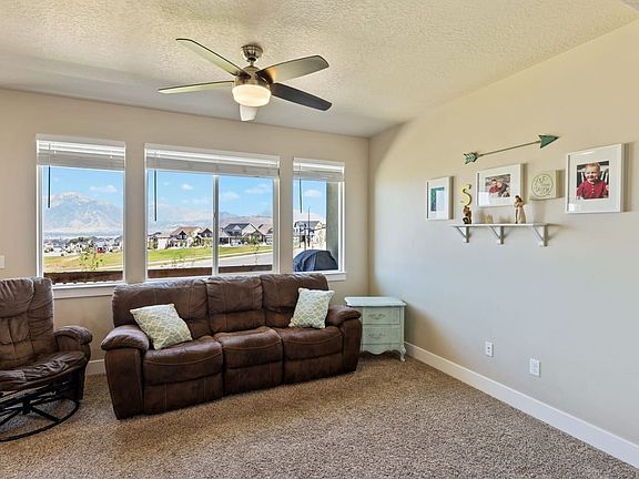 3rd image of 14283 S Autumn Path Ln