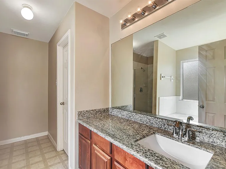 2618 Shearwater Bend Dr — Photo 24