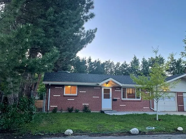 3230 Marshall Street — Photo 1