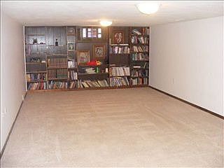 3rd image of 1851 E Linden Ave