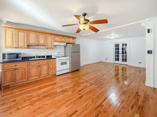 464 Fifth Street image 7 of 10