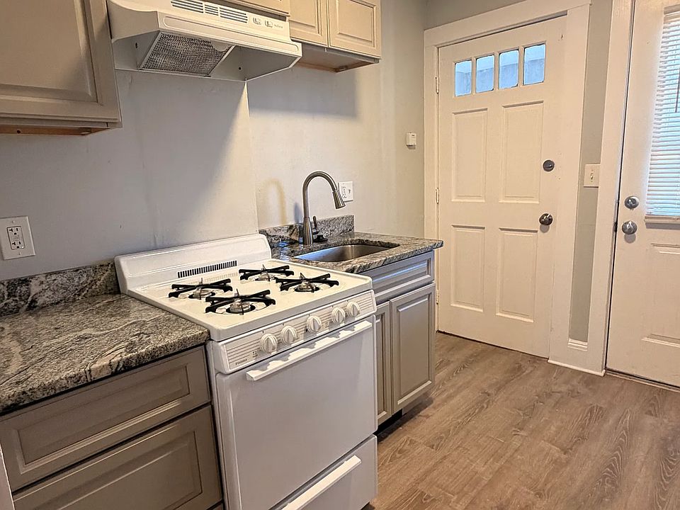 1st image of 175 Florence St #1R