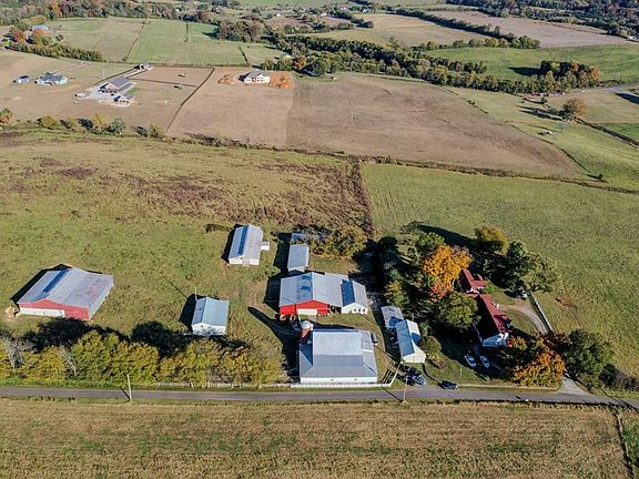 3rd image of 15 Seahorn Rd