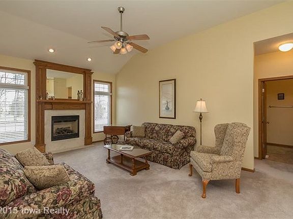 5th image of 830 Lake View Ave