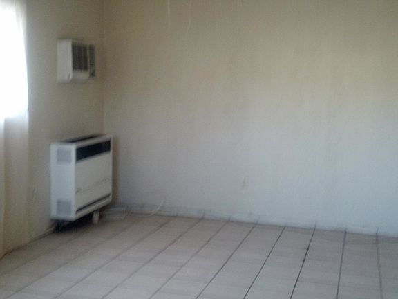 5th image of 7966 Whitlock Ave