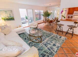 8550 Holloway Dr APT 106, West Hollywood, CA 90069