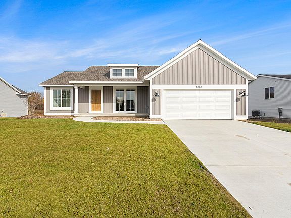 3rd image of 5253 Margot Ln