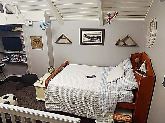 Upstairs Bedroom