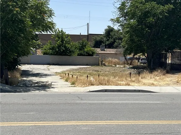 625 Brundage Ln #2, Bakersfield, CA 93304