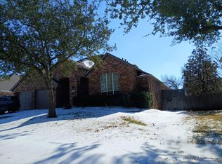 2412 Bowman Ave, Mansfield, TX 76063