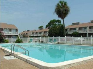 17 Court Dr, Destin, FL 32541