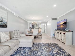 4381 Trevi Ct APT 202, Lake Worth, FL 33467