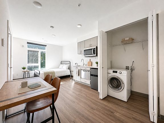 2nd image of 4710 20th Ave NE APT 3