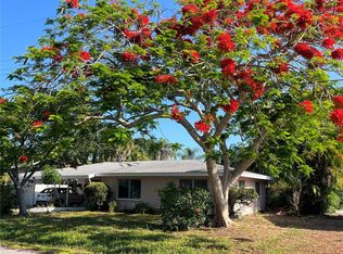 2129 Inner Cass Cir, Sarasota, FL 34231