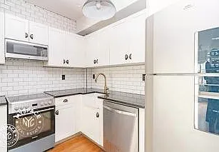31 Brooklyn Ave #6C — Photo 3