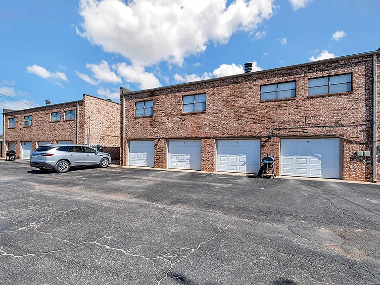 424 W Pecan Ave #B — Photo 38
