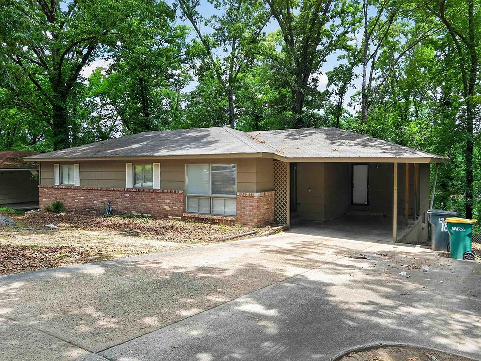 1st image of 18 Westmont Cir
