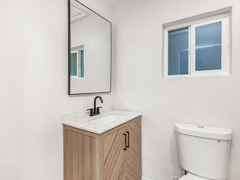 14993 Yucca Ave — Photo 12