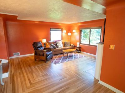 1430 W Hendrickson Rd, Sequim, WA, 98382