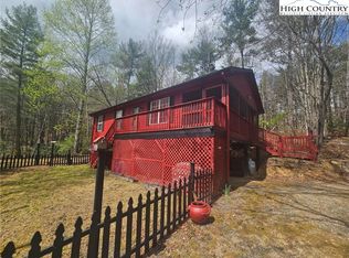 582 Deer Crossing Lane, Lenoir, NC 28645