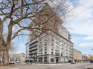 300 NW 8th Ave APT 303, Portland, OR