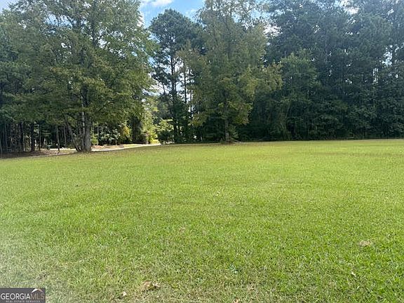 3rd image of 290 New Hope Rd