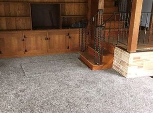 9626 E Center St, Windham, OH 44288