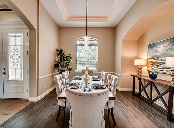 4th image of 19452 Devonwood Cir