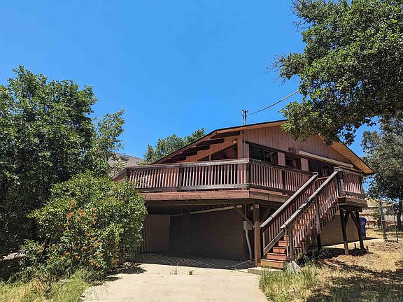 2nd image of 2921 Pheasant Dr